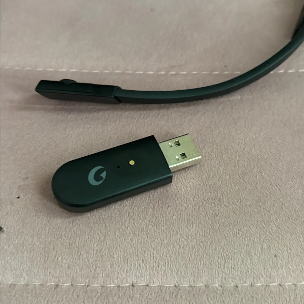 Wireless gaming headset